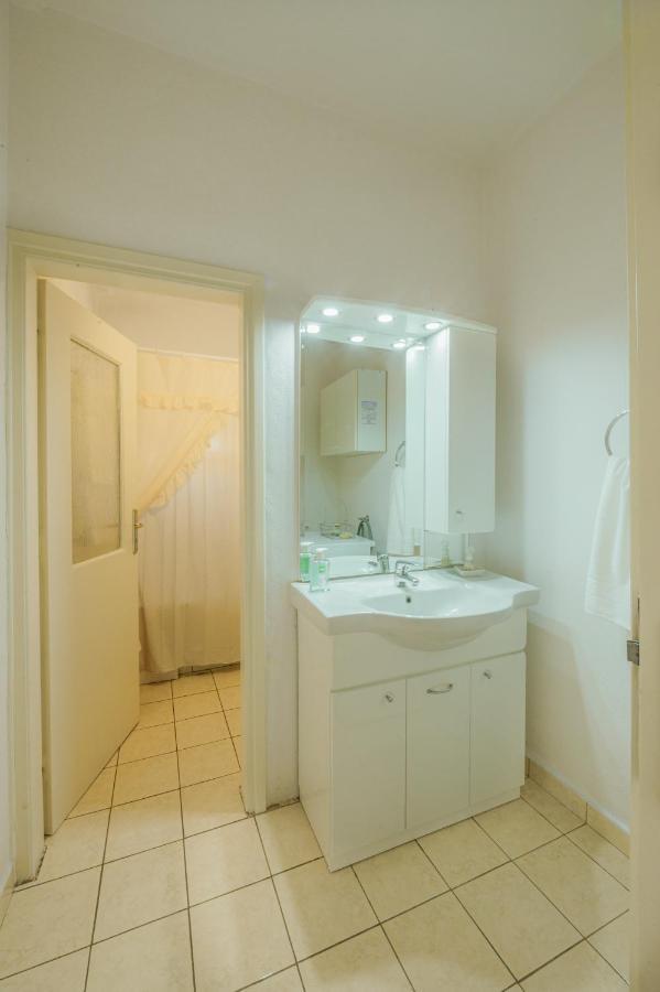 Akanthos Rental House Corinth Exterior photo